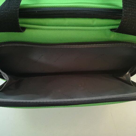 Tracker Lime Green Zip Closure Overnight/Travel/Carry On Bag - Picture 7 of 10